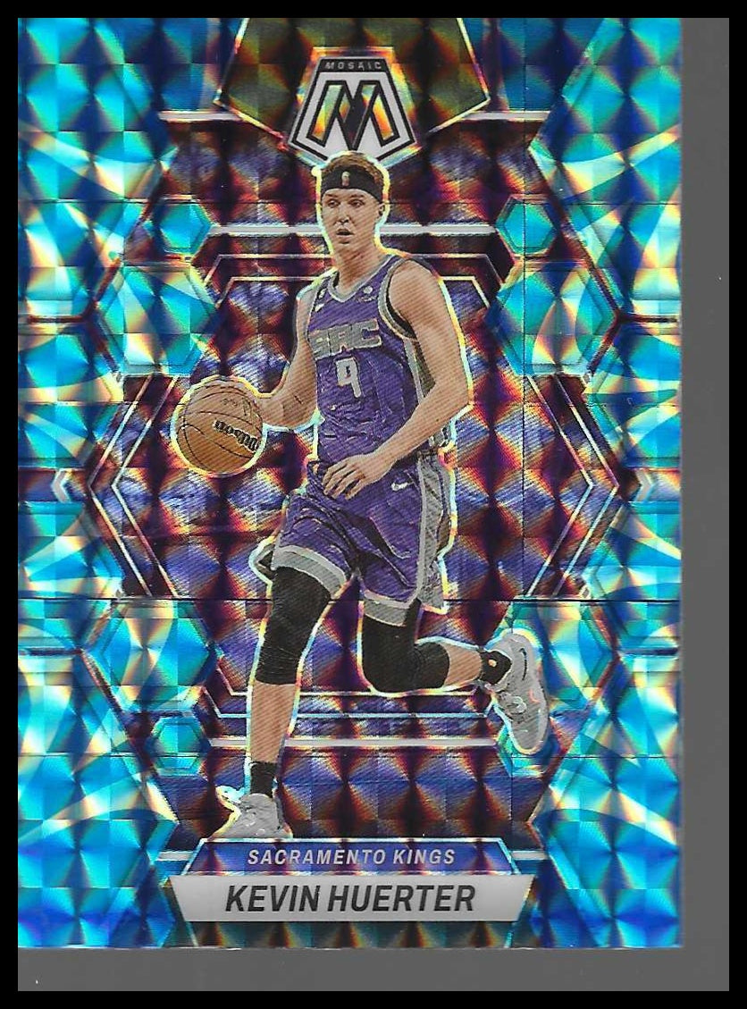 2022-23 Panini Mosaic #54 Kevin Huerter Reactive Blue