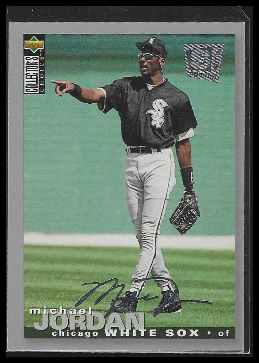 1995 Collector's Choice SE Silver Signature #238 Michael Jordan